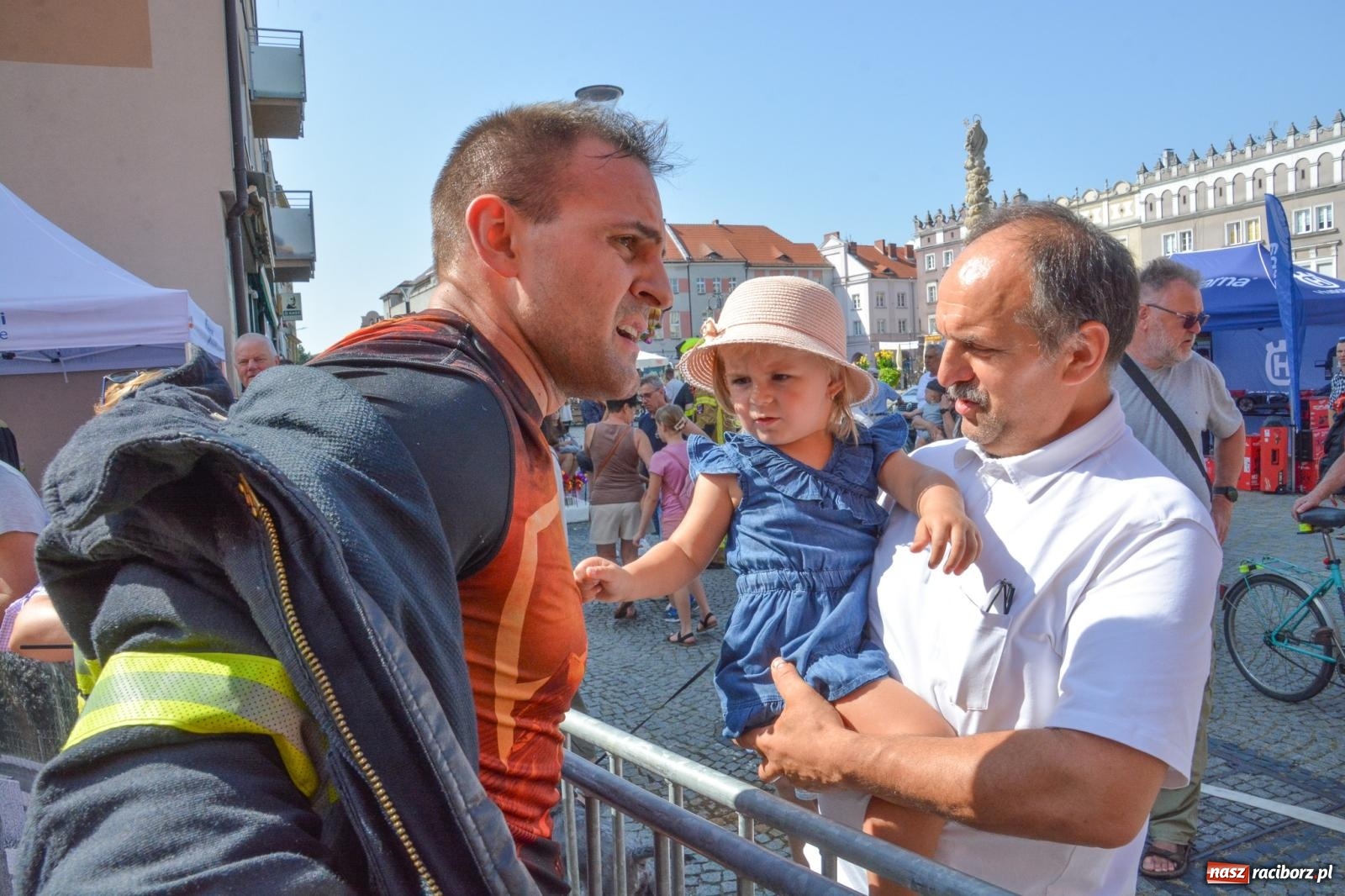 Zdjęcie w galerii na portalu naszraciborz.pl: Toughest Firefighter Racibórz 2024: Siła, wytrzymałość i duch strażackiej rywalizacji na placu Dominikańskim [FOTO i WIDEO] wiadomości z regionu