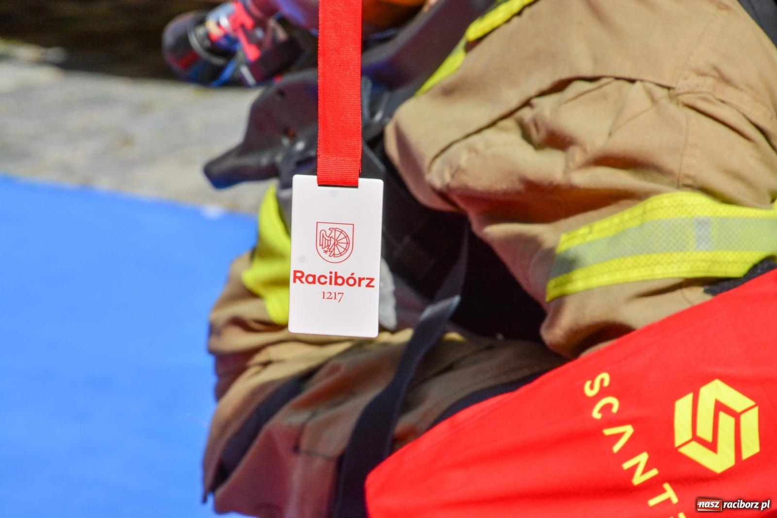 Zdjęcie w galerii na portalu naszraciborz.pl: Toughest Firefighter Racibórz 2024: Siła, wytrzymałość i duch strażackiej rywalizacji na placu Dominikańskim [FOTO i WIDEO] wiadomości z regionu