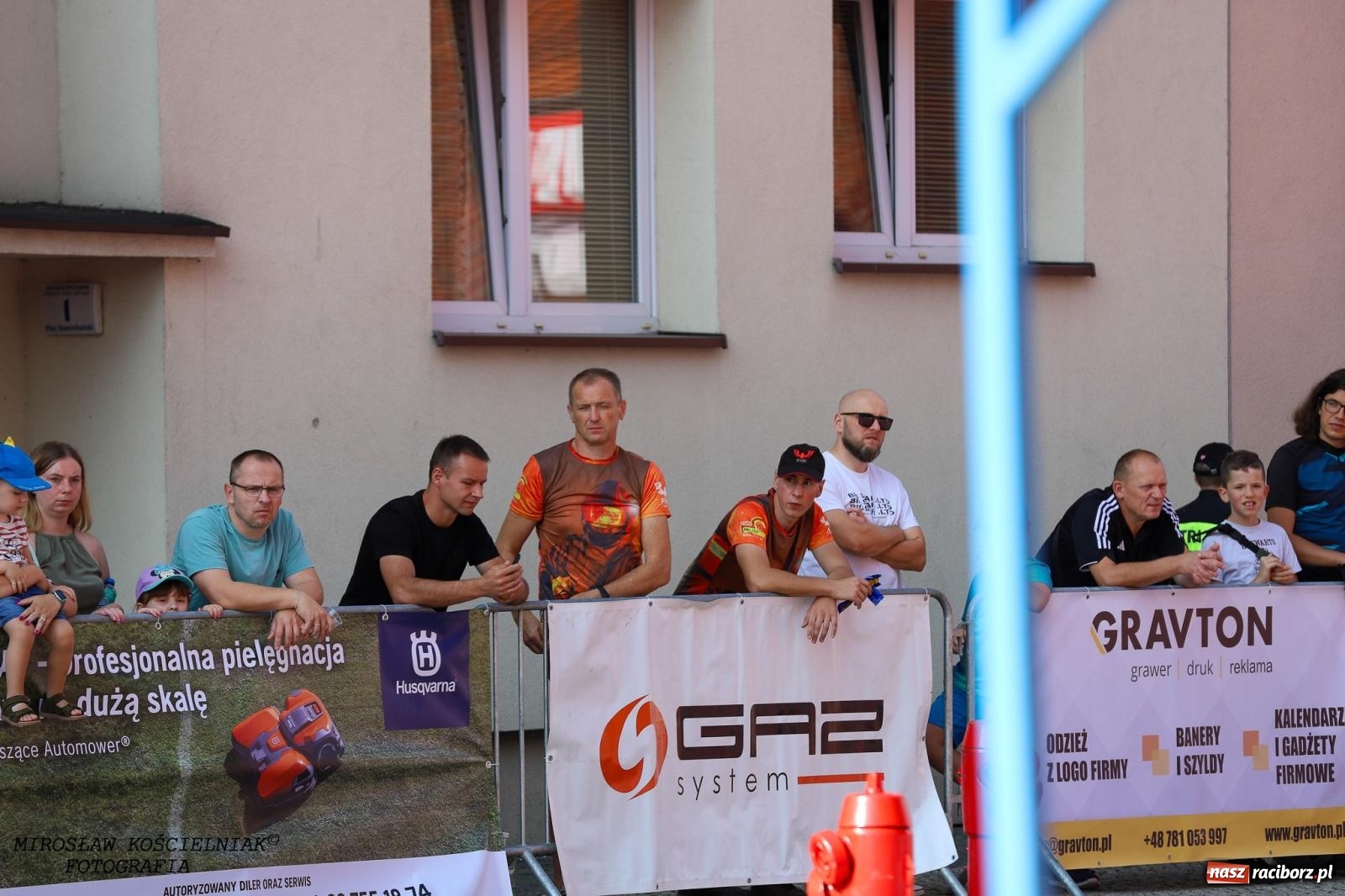 Zdjęcie w galerii na portalu naszraciborz.pl: Toughest Firefighter Racibórz 2024: Siła, wytrzymałość i duch strażackiej rywalizacji na placu Dominikańskim [FOTO i WIDEO] wiadomości z regionu