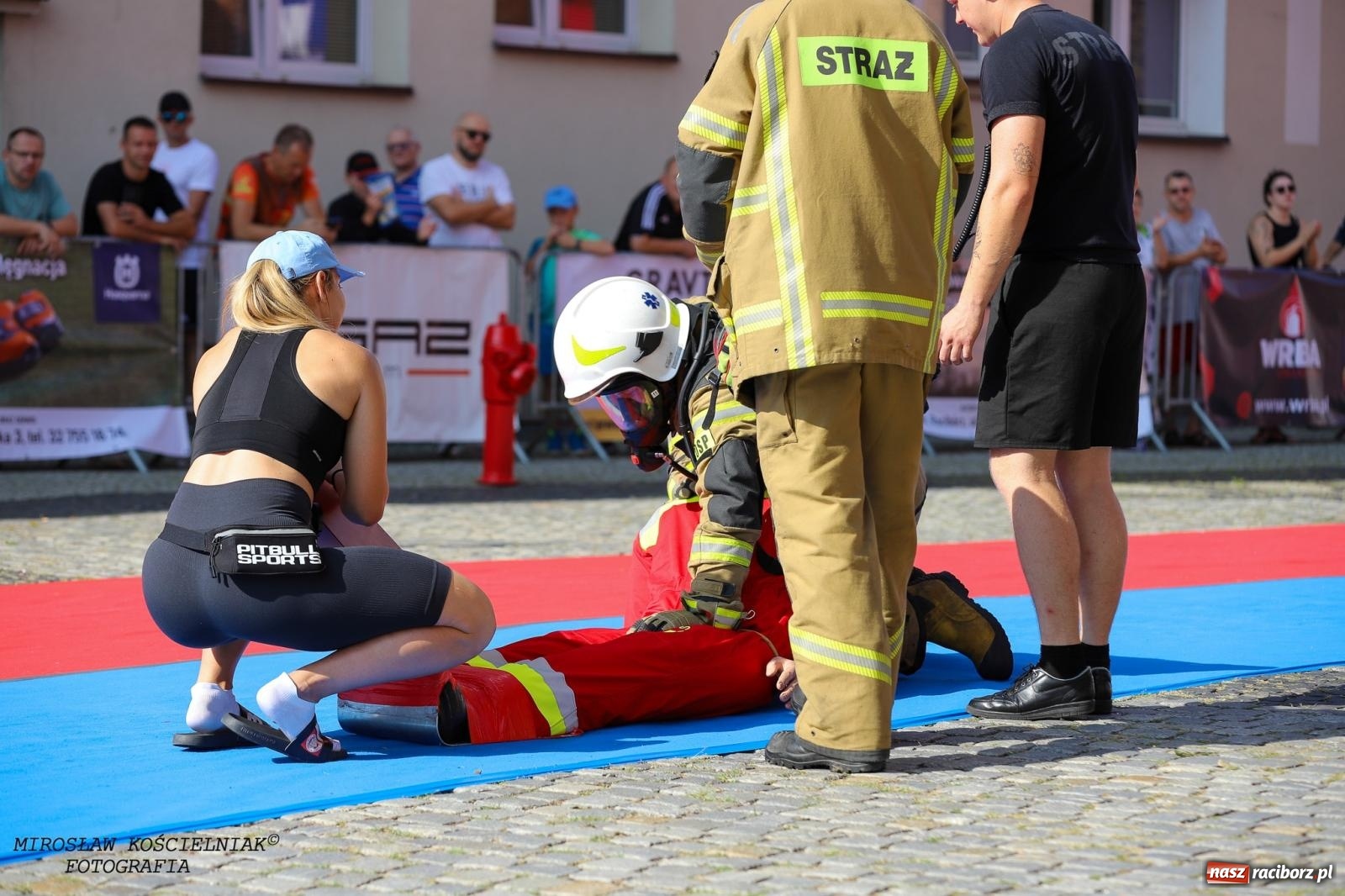 Zdjęcie w galerii na portalu naszraciborz.pl: Toughest Firefighter Racibórz 2024: Siła, wytrzymałość i duch strażackiej rywalizacji na placu Dominikańskim [FOTO i WIDEO] wiadomości z regionu