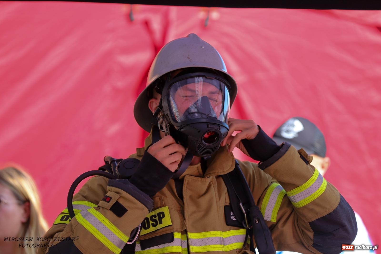 Zdjęcie w galerii na portalu naszraciborz.pl: Toughest Firefighter Racibórz 2024: Siła, wytrzymałość i duch strażackiej rywalizacji na placu Dominikańskim [FOTO i WIDEO] wiadomości z regionu