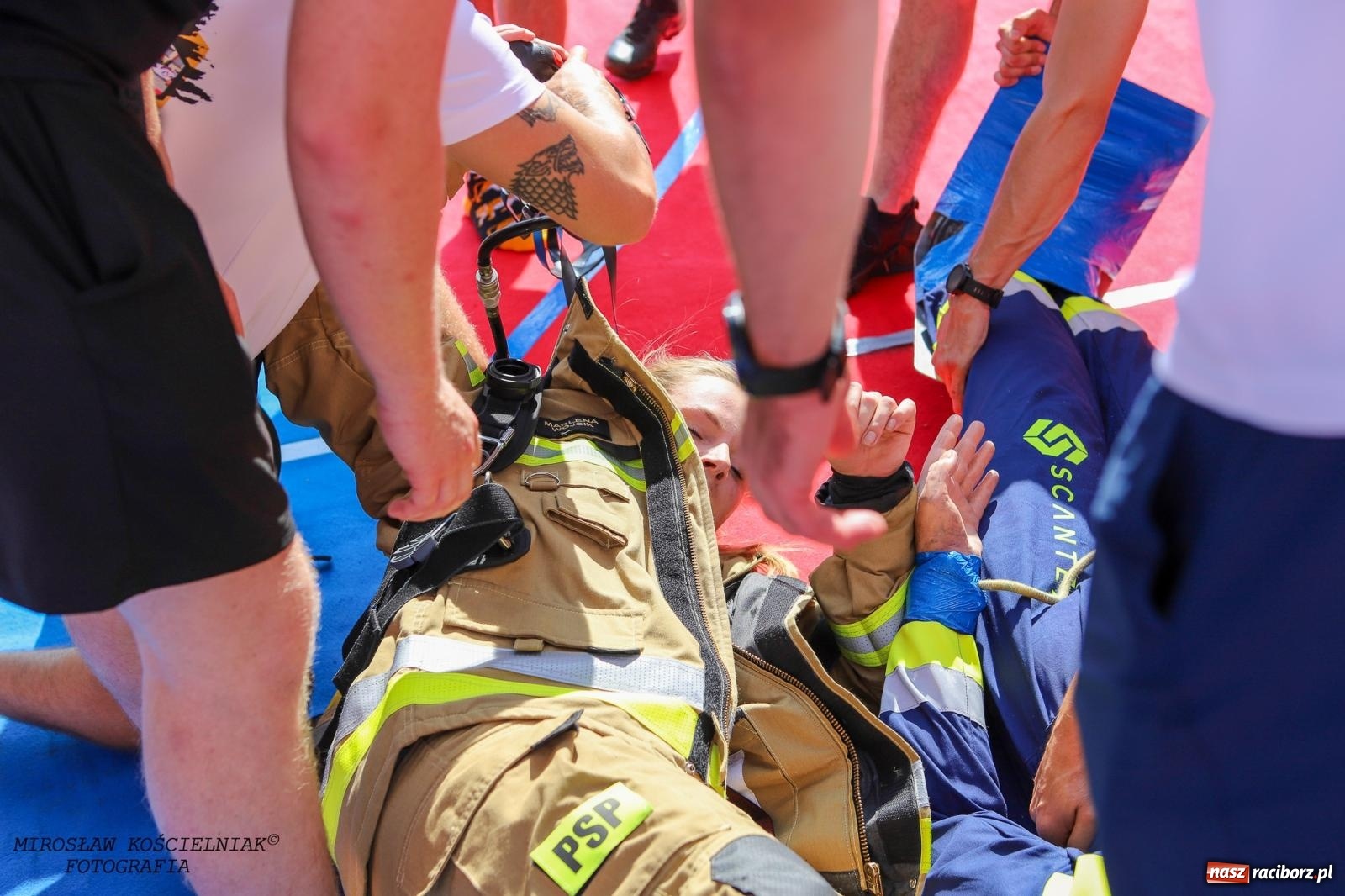 Zdjęcie w galerii na portalu naszraciborz.pl: Toughest Firefighter Racibórz 2024: Siła, wytrzymałość i duch strażackiej rywalizacji na placu Dominikańskim [FOTO i WIDEO] wiadomości z regionu