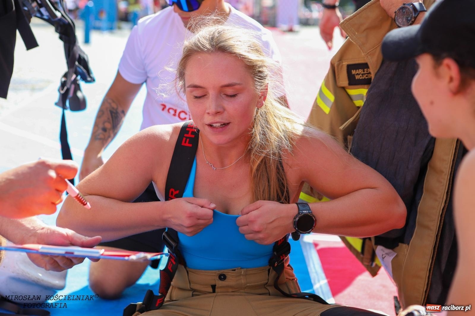 Zdjęcie w galerii na portalu naszraciborz.pl: Toughest Firefighter Racibórz 2024: Siła, wytrzymałość i duch strażackiej rywalizacji na placu Dominikańskim [FOTO i WIDEO] wiadomości z regionu