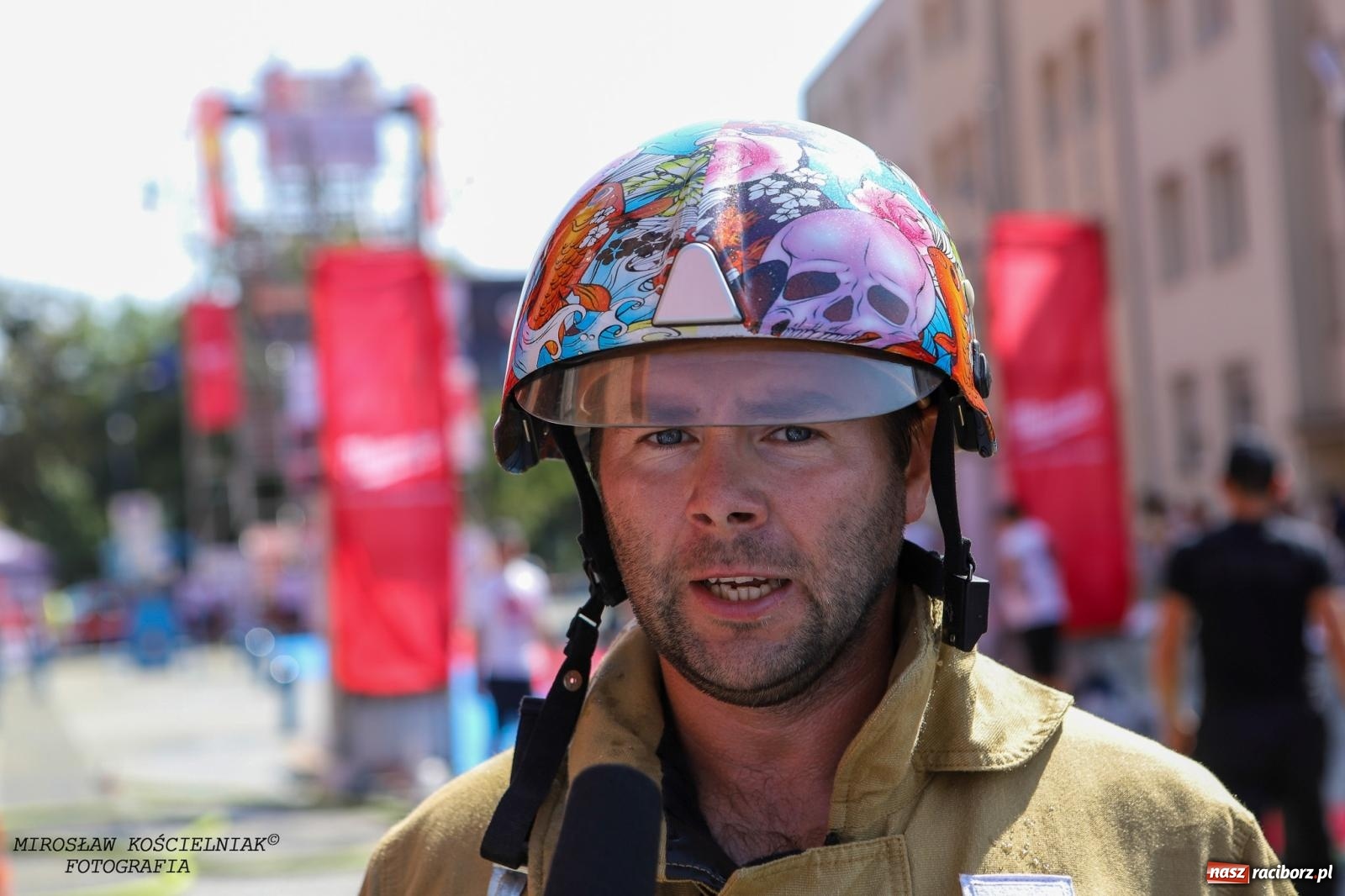 Zdjęcie w galerii na portalu naszraciborz.pl: Toughest Firefighter Racibórz 2024: Siła, wytrzymałość i duch strażackiej rywalizacji na placu Dominikańskim [FOTO i WIDEO] wiadomości z regionu