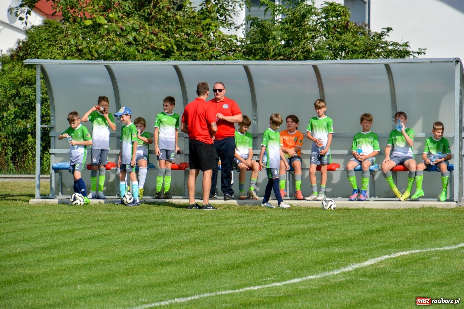 Zdjęcie w galerii na portalu naszraciborz.pl: XI Turniej im. Zbigniewa Oszka: święto futbolu i wspomnień na boisku LKS Studzienna wiadomości z regionu