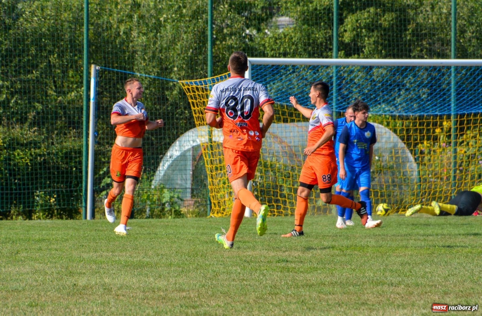 Zdjęcie w galerii na portalu naszraciborz.pl: B-klasowa egzekucja w Brzeziu [FOTO] wiadomości z regionu