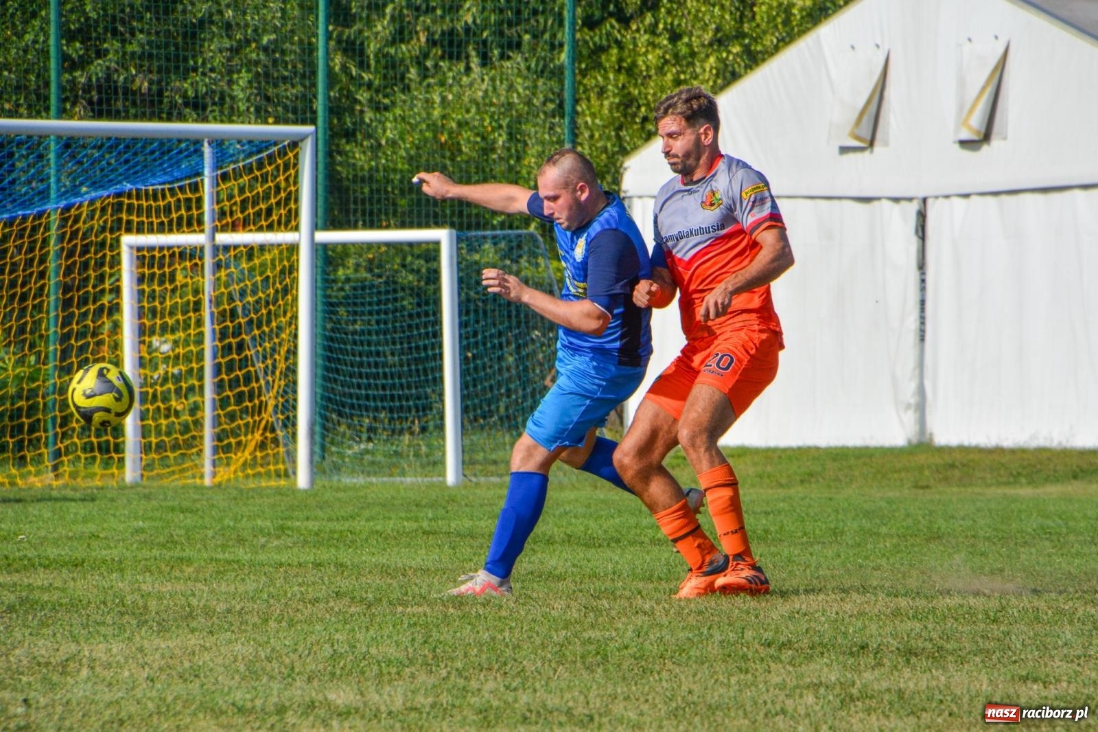 Zdjęcie w galerii na portalu naszraciborz.pl: B-klasowa egzekucja w Brzeziu [FOTO] wiadomości z regionu