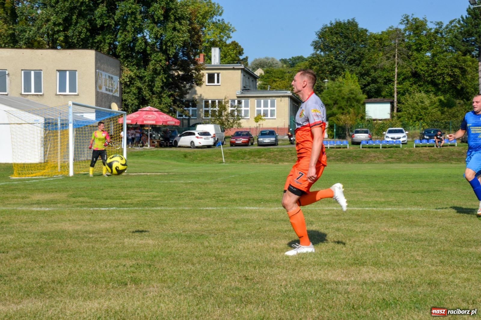 Zdjęcie w galerii na portalu naszraciborz.pl: B-klasowa egzekucja w Brzeziu [FOTO] wiadomości z regionu