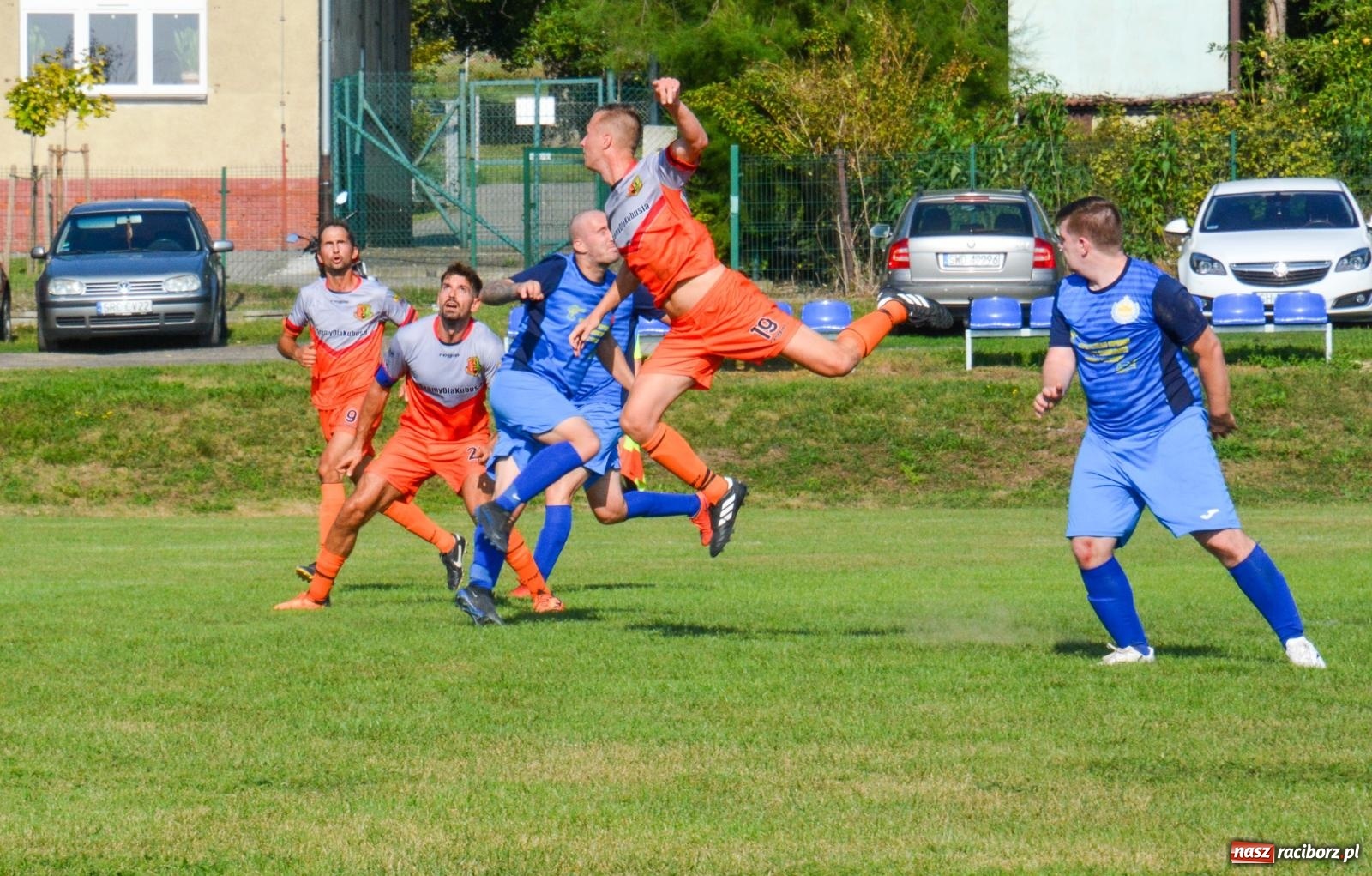 Zdjęcie w galerii na portalu naszraciborz.pl: B-klasowa egzekucja w Brzeziu [FOTO] wiadomości z regionu