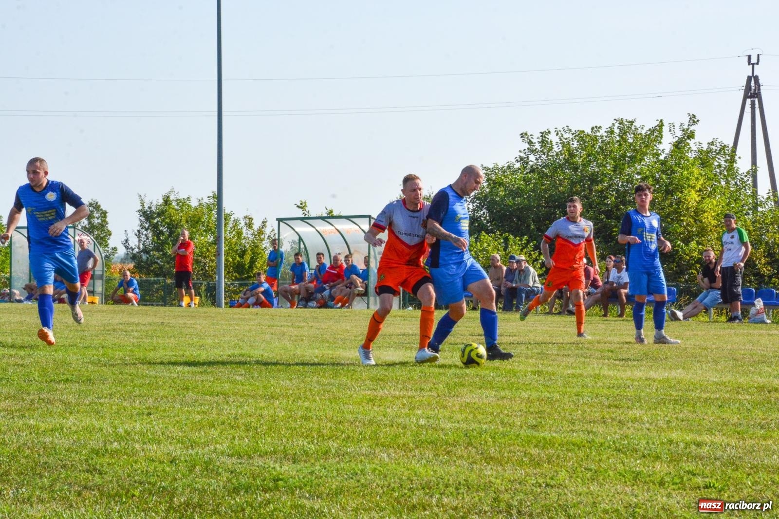 Zdjęcie w galerii na portalu naszraciborz.pl: B-klasowa egzekucja w Brzeziu [FOTO] wiadomości z regionu