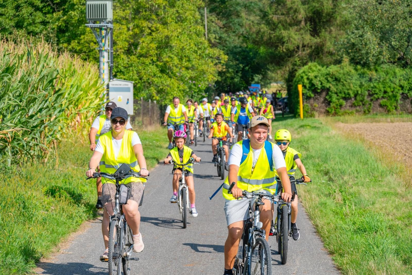 Zdjęcie w galerii na portalu naszraciborz.pl: Rajd rowerowy ALAS Utex i gminy Krzyżanowice wiadomości z regionu