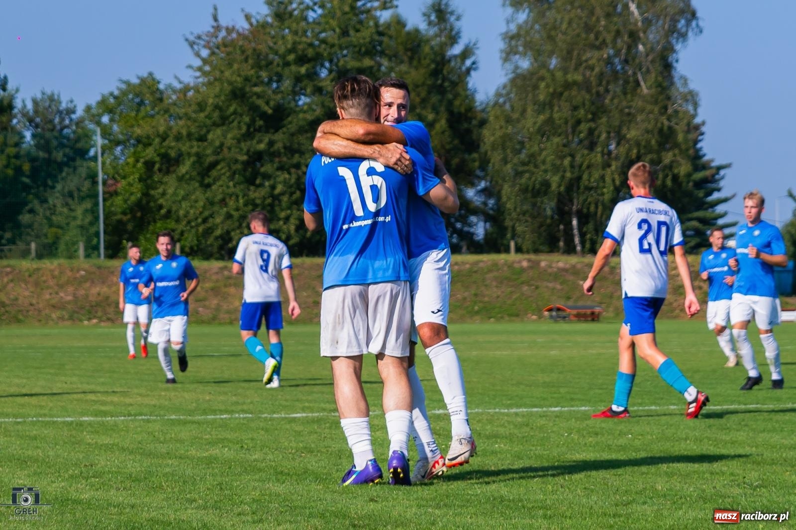 Zdjęcie w galerii na portalu naszraciborz.pl: Patryk Rybczyński bohaterem Unii Racibórz. Pierwsze punkty raciborzan [FOTO] wiadomości z regionu