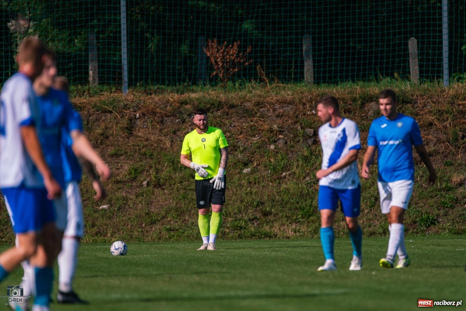 Zdjęcie w galerii na portalu naszraciborz.pl: Patryk Rybczyński bohaterem Unii Racibórz. Pierwsze punkty raciborzan [FOTO] wiadomości z regionu