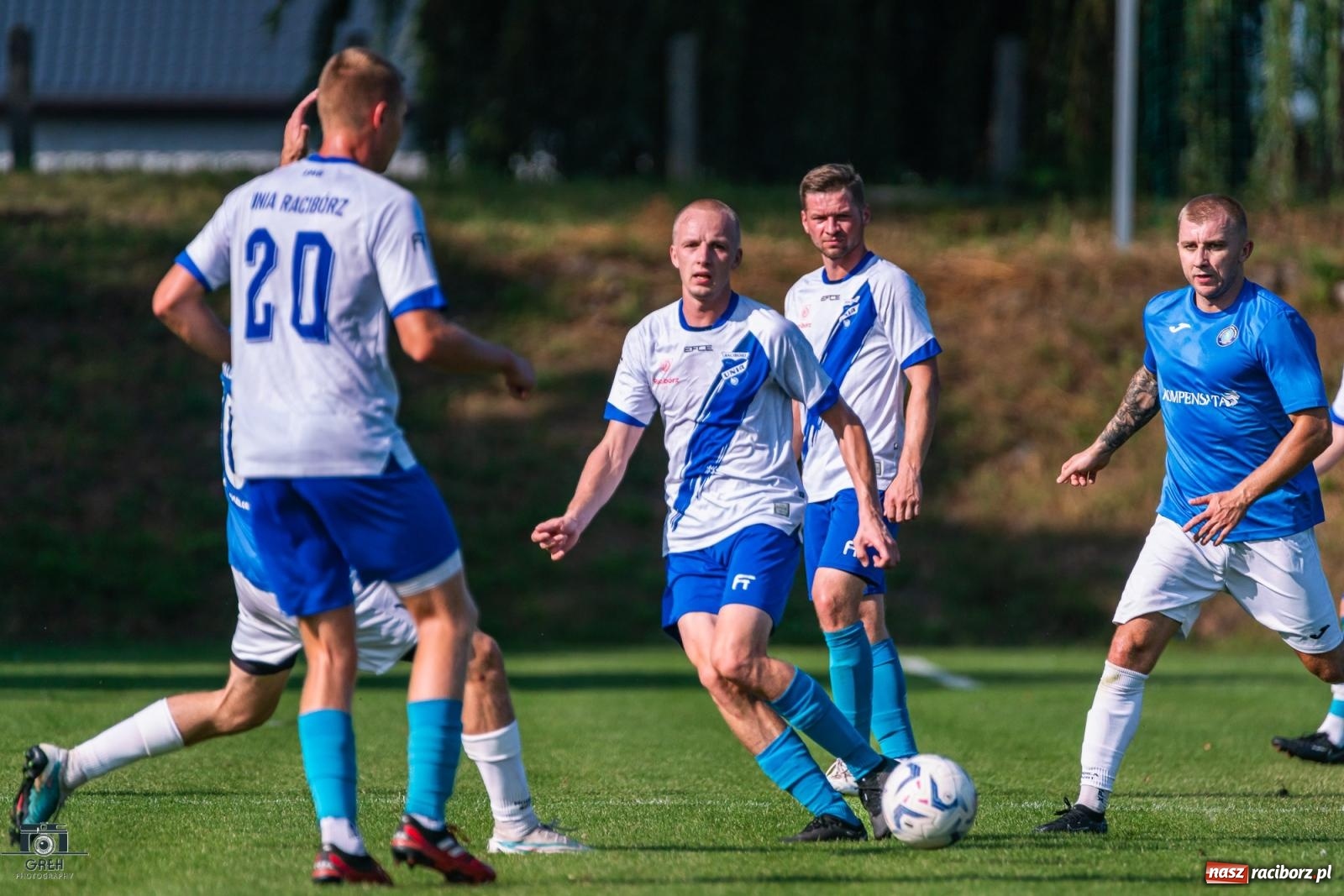 Zdjęcie w galerii na portalu naszraciborz.pl: Patryk Rybczyński bohaterem Unii Racibórz. Pierwsze punkty raciborzan [FOTO] wiadomości z regionu