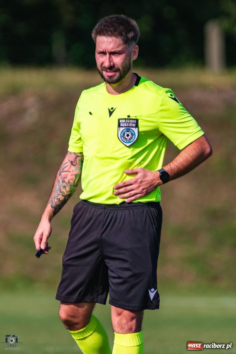 Zdjęcie w galerii na portalu naszraciborz.pl: Patryk Rybczyński bohaterem Unii Racibórz. Pierwsze punkty raciborzan [FOTO] wiadomości z regionu