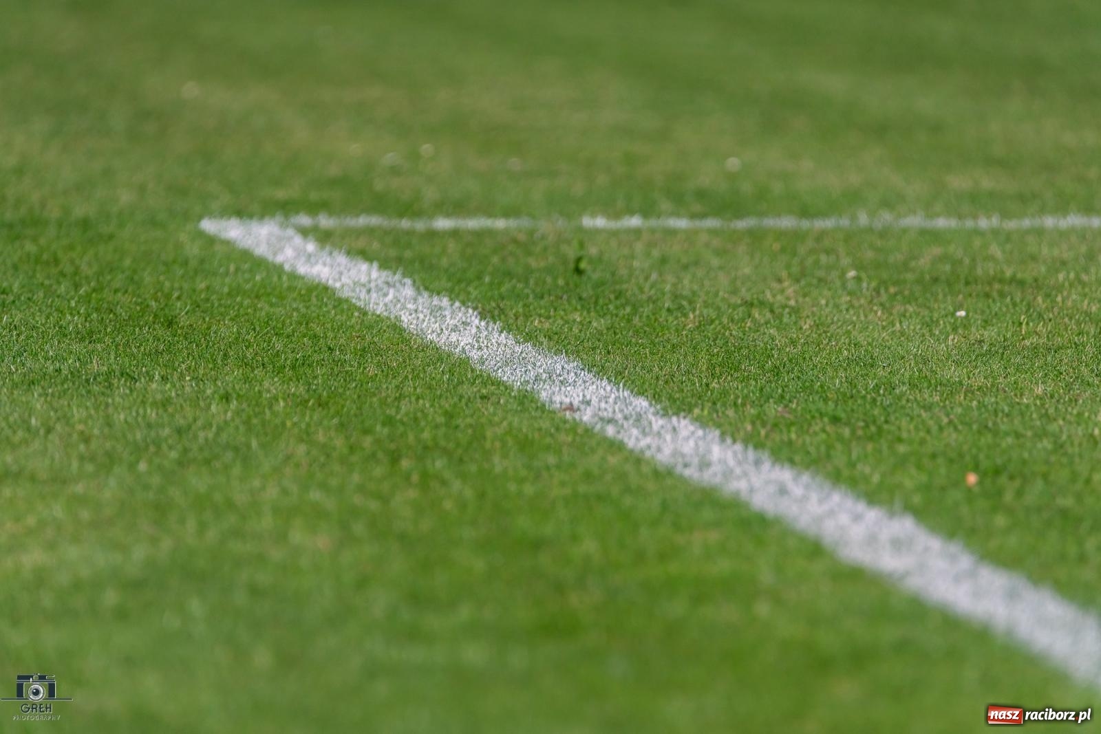 Zdjęcie w galerii na portalu naszraciborz.pl: Patryk Rybczyński bohaterem Unii Racibórz. Pierwsze punkty raciborzan [FOTO] wiadomości z regionu