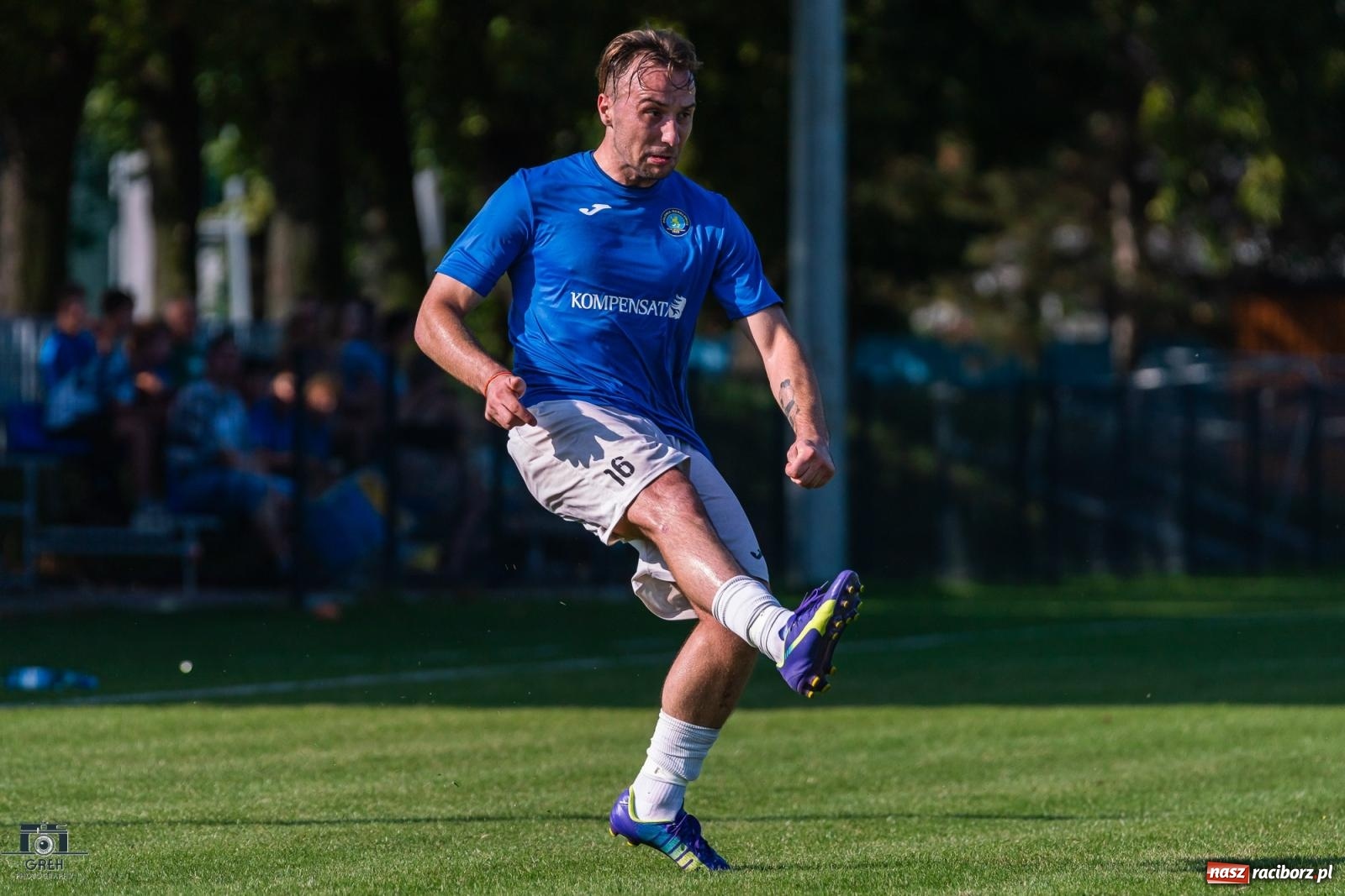 Zdjęcie w galerii na portalu naszraciborz.pl: Patryk Rybczyński bohaterem Unii Racibórz. Pierwsze punkty raciborzan [FOTO] wiadomości z regionu