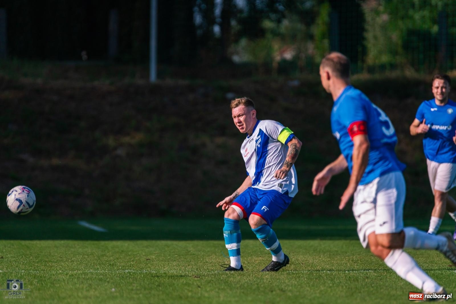 Zdjęcie w galerii na portalu naszraciborz.pl: Patryk Rybczyński bohaterem Unii Racibórz. Pierwsze punkty raciborzan [FOTO] wiadomości z regionu