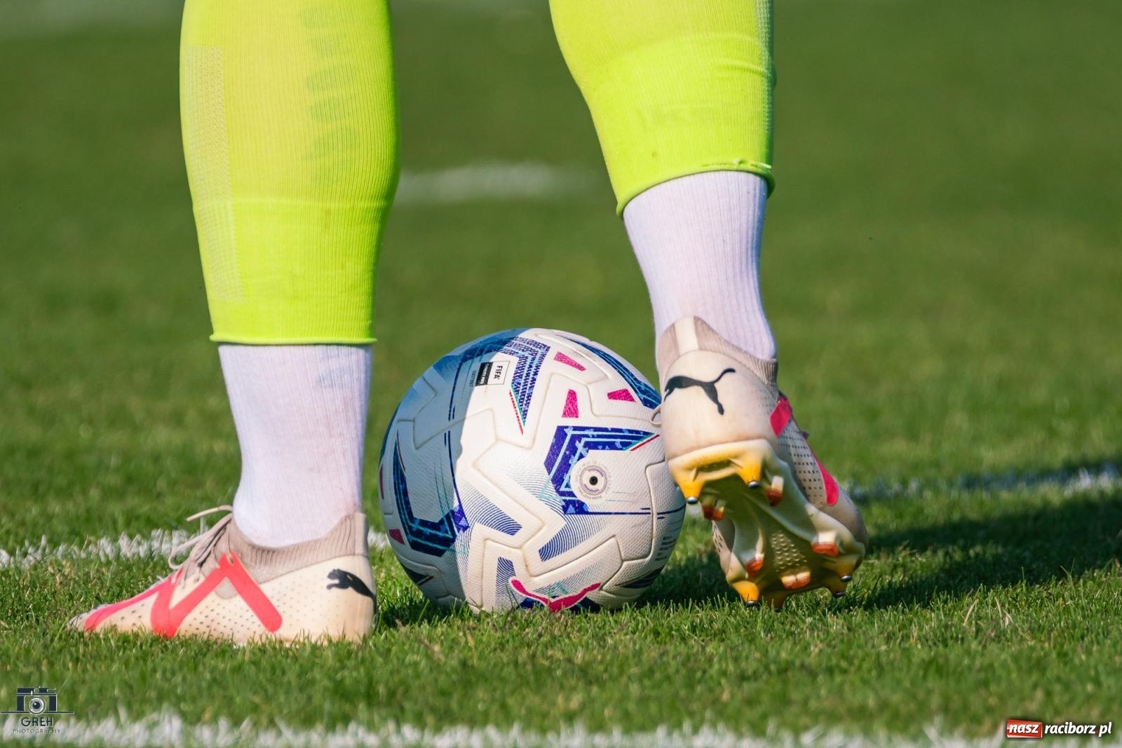 Zdjęcie w galerii na portalu naszraciborz.pl: Patryk Rybczyński bohaterem Unii Racibórz. Pierwsze punkty raciborzan [FOTO] wiadomości z regionu