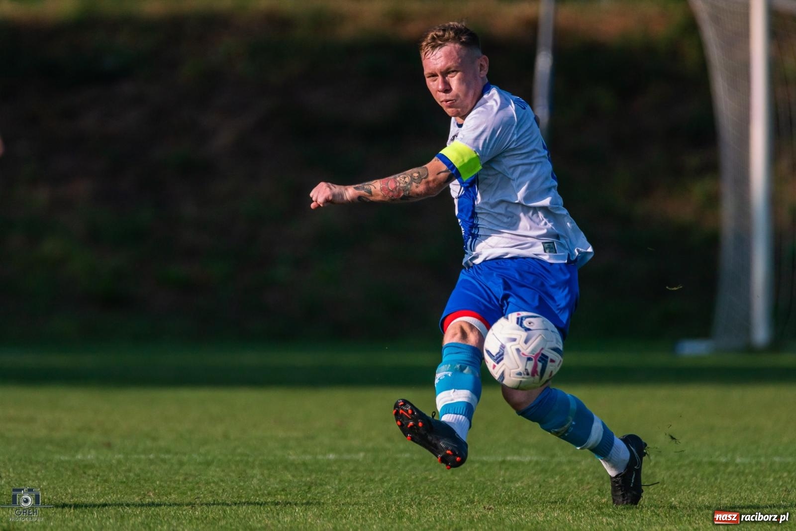 Zdjęcie w galerii na portalu naszraciborz.pl: Patryk Rybczyński bohaterem Unii Racibórz. Pierwsze punkty raciborzan [FOTO] wiadomości z regionu