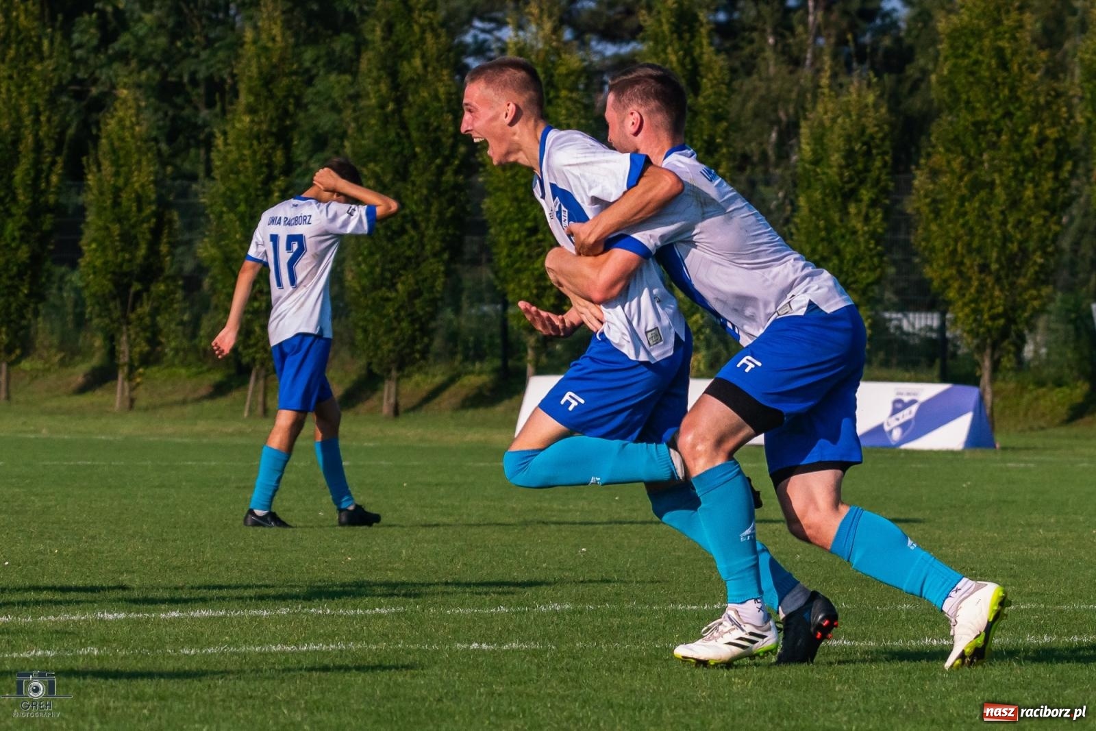 Zdjęcie w galerii na portalu naszraciborz.pl: Patryk Rybczyński bohaterem Unii Racibórz. Pierwsze punkty raciborzan [FOTO] wiadomości z regionu