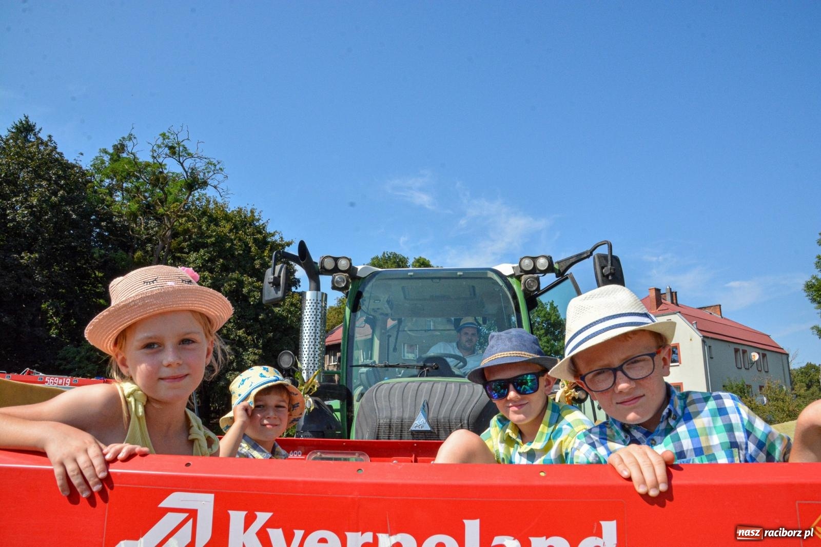 Zdjęcie w galerii na portalu naszraciborz.pl: Dożynki parafialne w Rudniku [FOTO i WIDEO] wiadomości z regionu