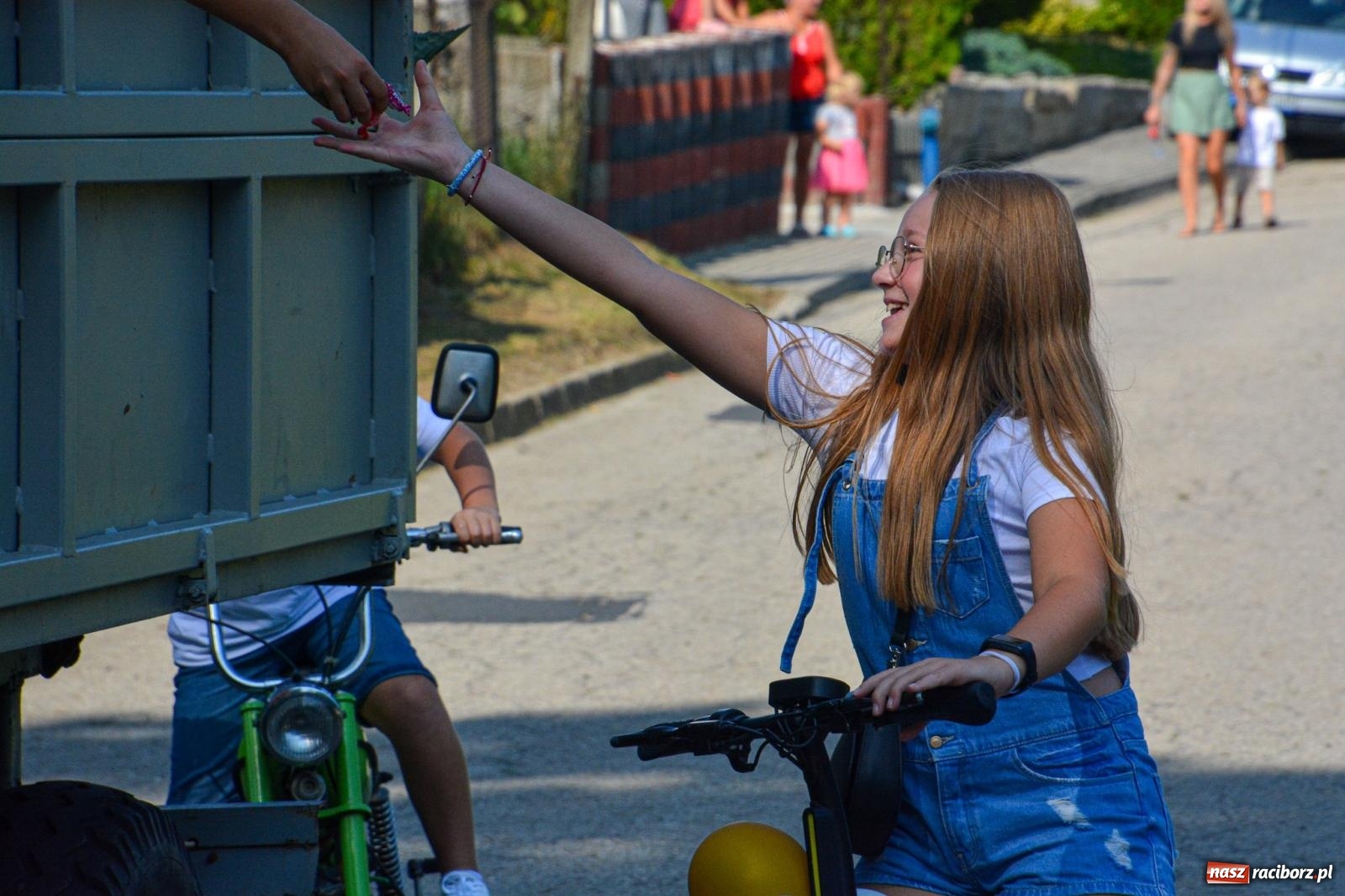 Zdjęcie w galerii na portalu naszraciborz.pl: Dwudniowe święto plonów w Krowiarkach [FOTO i WIDEO] wiadomości z regionu