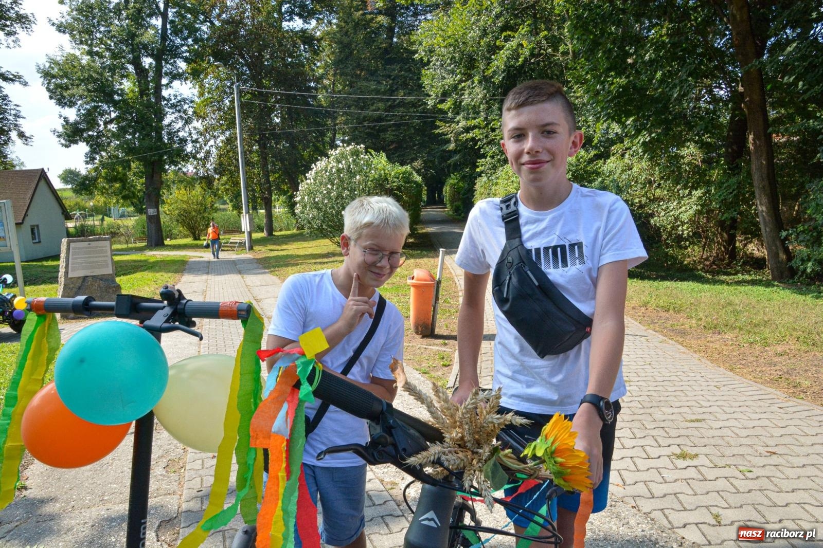 Zdjęcie w galerii na portalu naszraciborz.pl: Dwudniowe święto plonów w Krowiarkach [FOTO i WIDEO] wiadomości z regionu