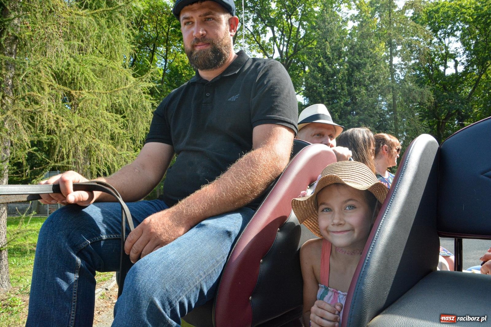 Zdjęcie w galerii na portalu naszraciborz.pl: Dwudniowe święto plonów w Krowiarkach [FOTO i WIDEO] wiadomości z regionu