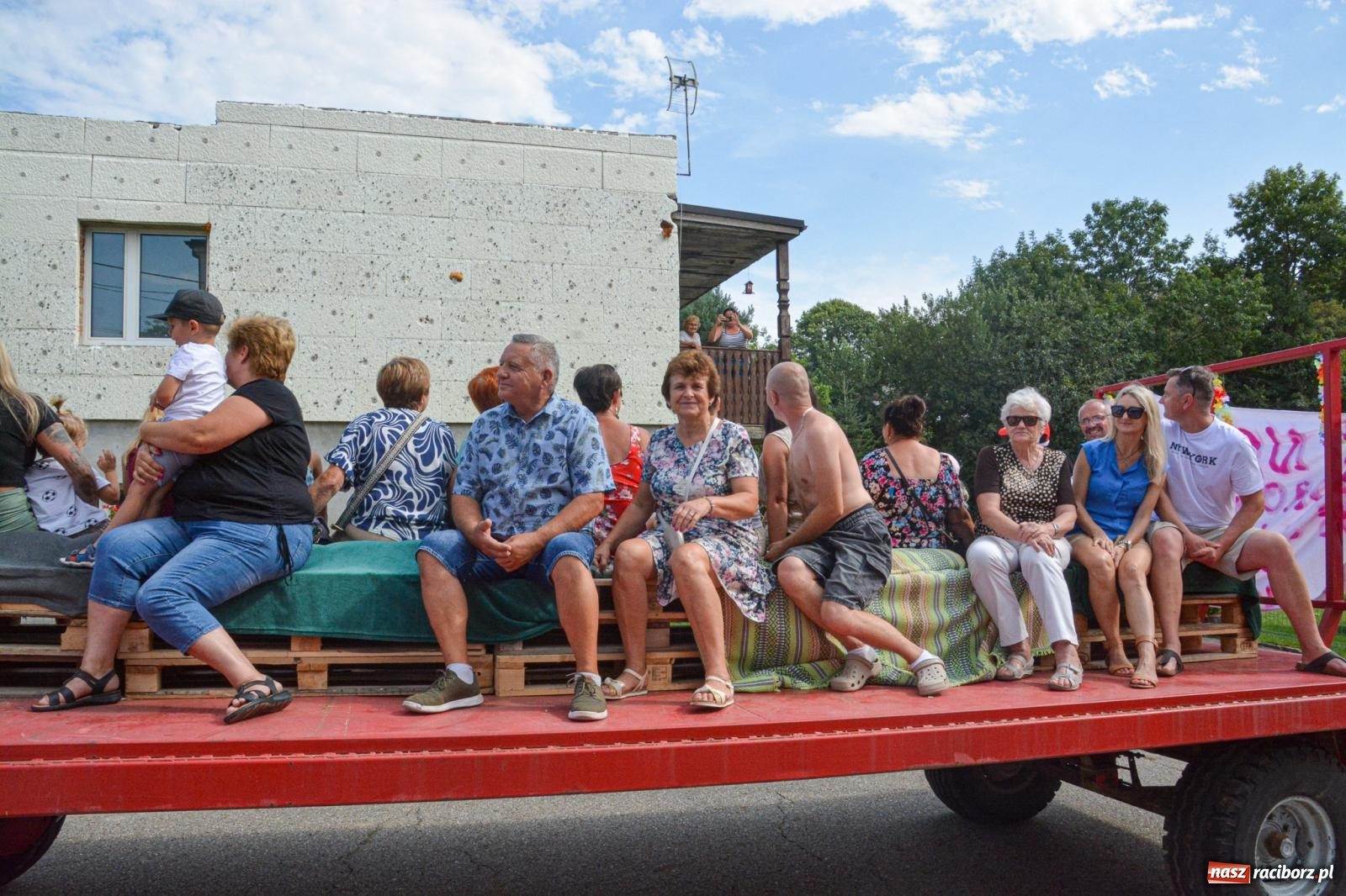 Zdjęcie w galerii na portalu naszraciborz.pl: Dwudniowe święto plonów w Krowiarkach [FOTO i WIDEO] wiadomości z regionu