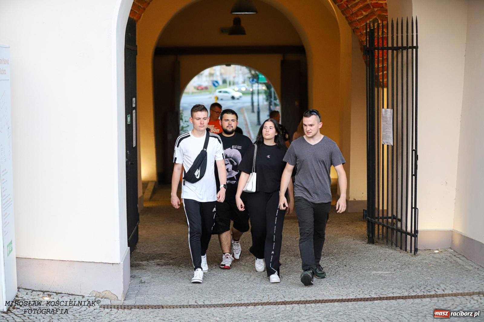 Zdjęcie w galerii na portalu naszraciborz.pl: Big Cyc na raciborskim zamku na bis [FOTO i WIDEO] wiadomości z regionu
