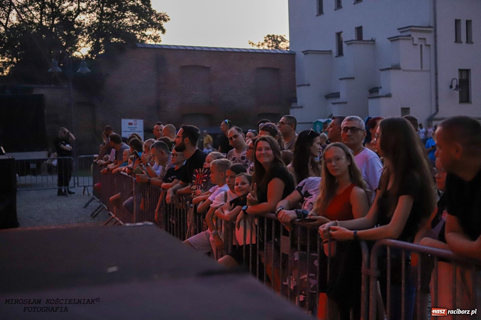 Zdjęcie w galerii na portalu naszraciborz.pl: Big Cyc na raciborskim zamku na bis [FOTO i WIDEO] wiadomości z regionu