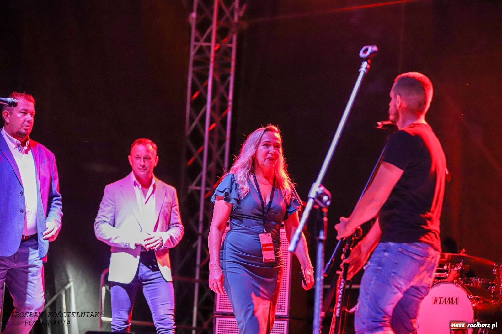 Zdjęcie w galerii na portalu naszraciborz.pl: Big Cyc na raciborskim zamku na bis [FOTO i WIDEO] wiadomości z regionu