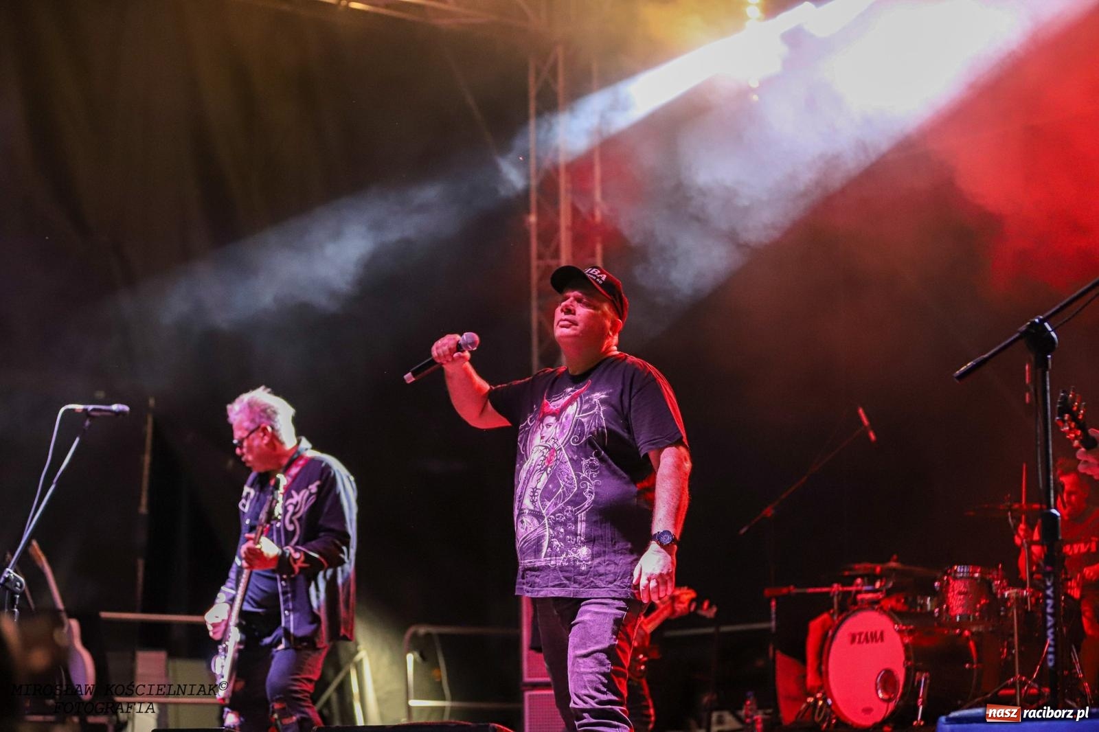 Zdjęcie w galerii na portalu naszraciborz.pl: Big Cyc na raciborskim zamku na bis [FOTO i WIDEO] wiadomości z regionu