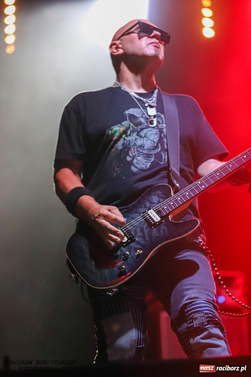 Zdjęcie w galerii na portalu naszraciborz.pl: Big Cyc na raciborskim zamku na bis [FOTO i WIDEO] wiadomości z regionu