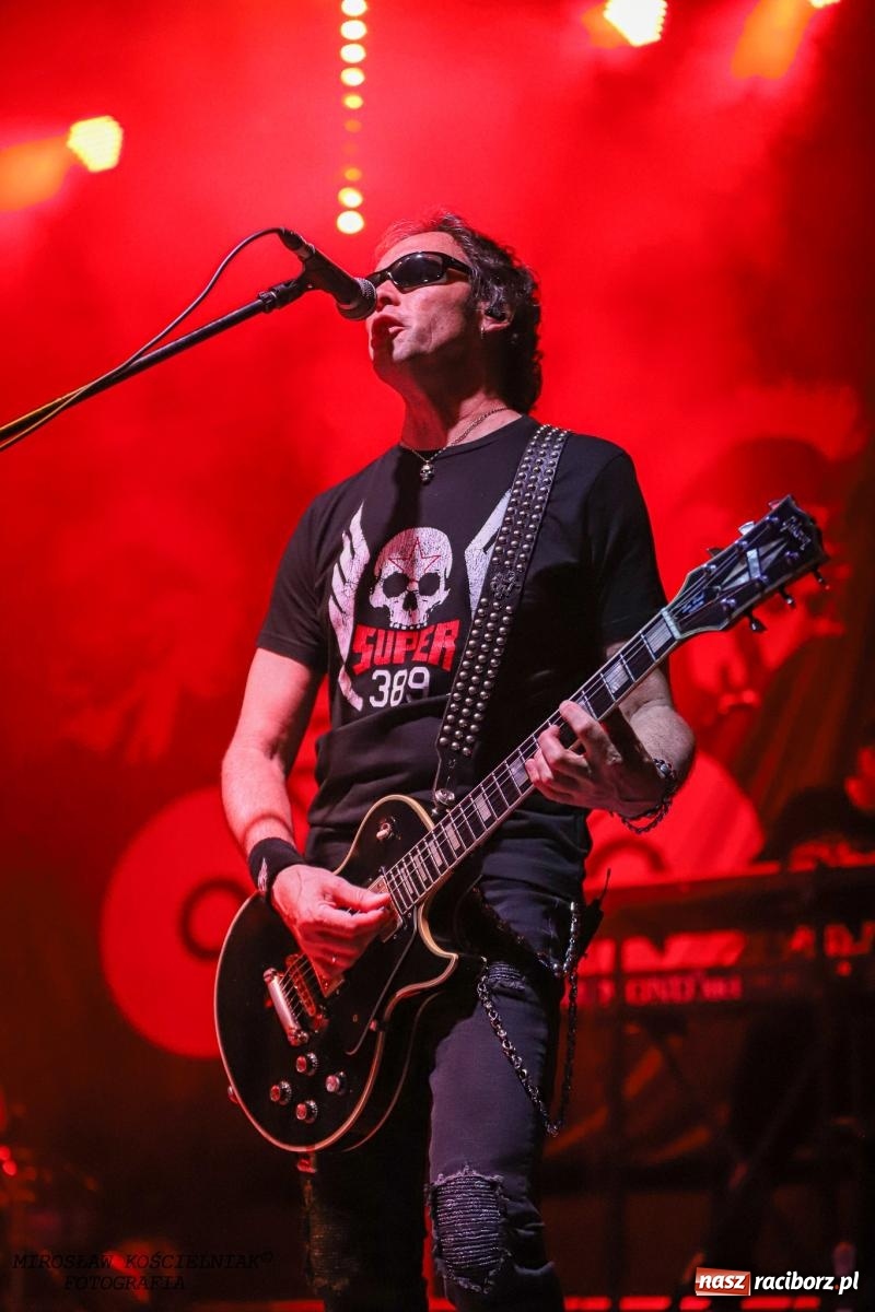 Zdjęcie w galerii na portalu naszraciborz.pl: Big Cyc na raciborskim zamku na bis [FOTO i WIDEO] wiadomości z regionu