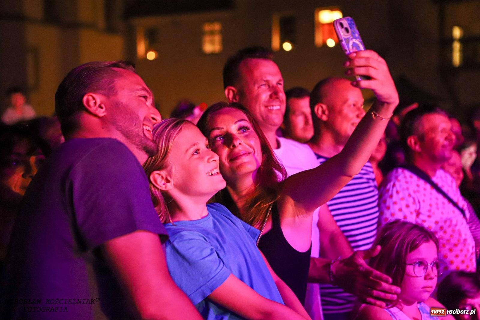 Zdjęcie w galerii na portalu naszraciborz.pl: Big Cyc na raciborskim zamku na bis [FOTO i WIDEO] wiadomości z regionu