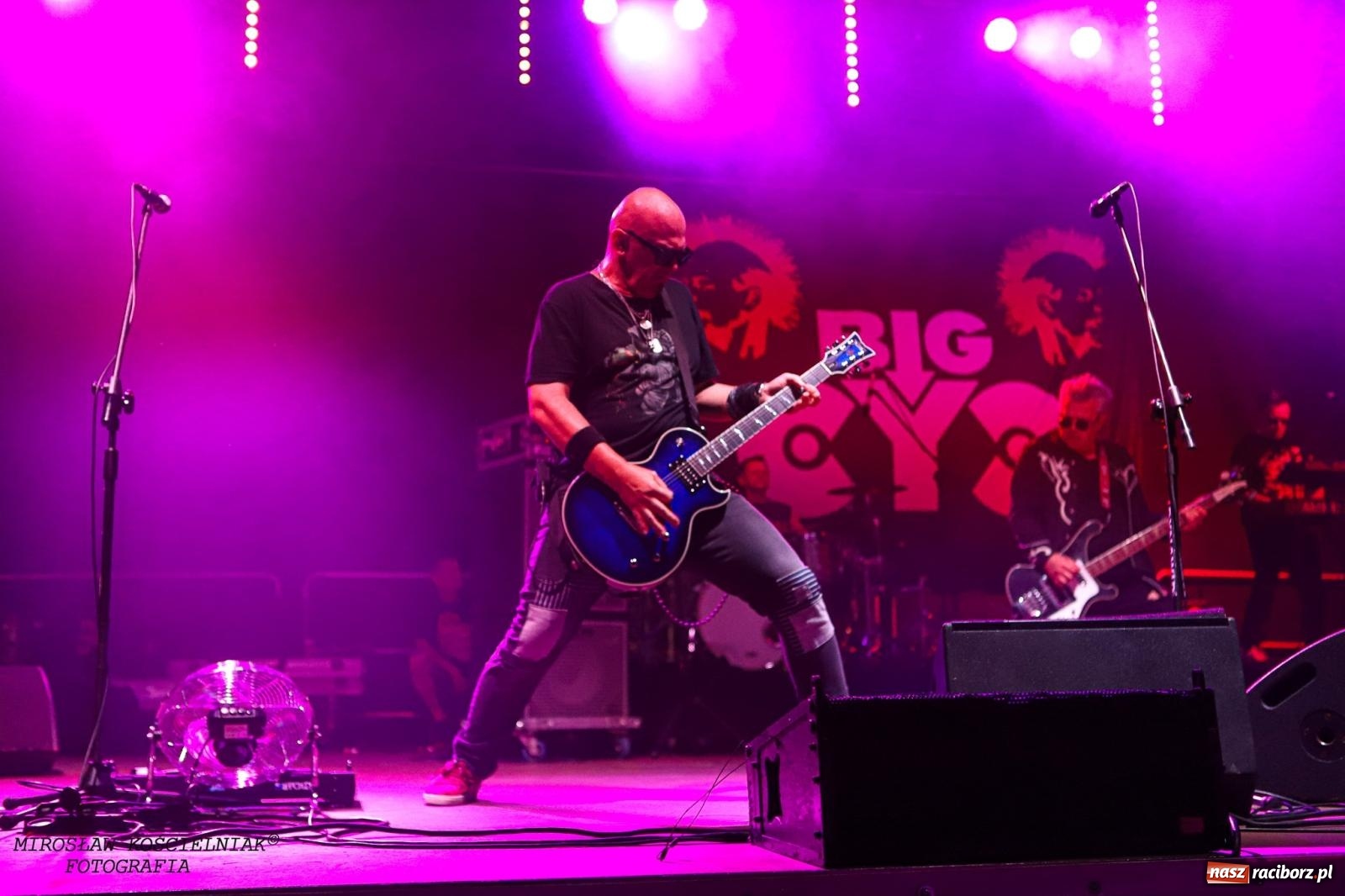 Zdjęcie w galerii na portalu naszraciborz.pl: Big Cyc na raciborskim zamku na bis [FOTO i WIDEO] wiadomości z regionu