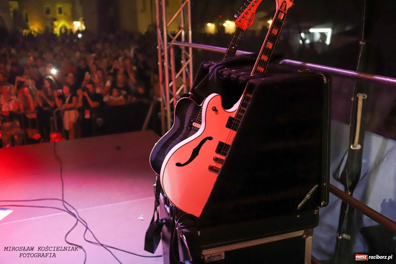 Zdjęcie w galerii na portalu naszraciborz.pl: Big Cyc na raciborskim zamku na bis [FOTO i WIDEO] wiadomości z regionu