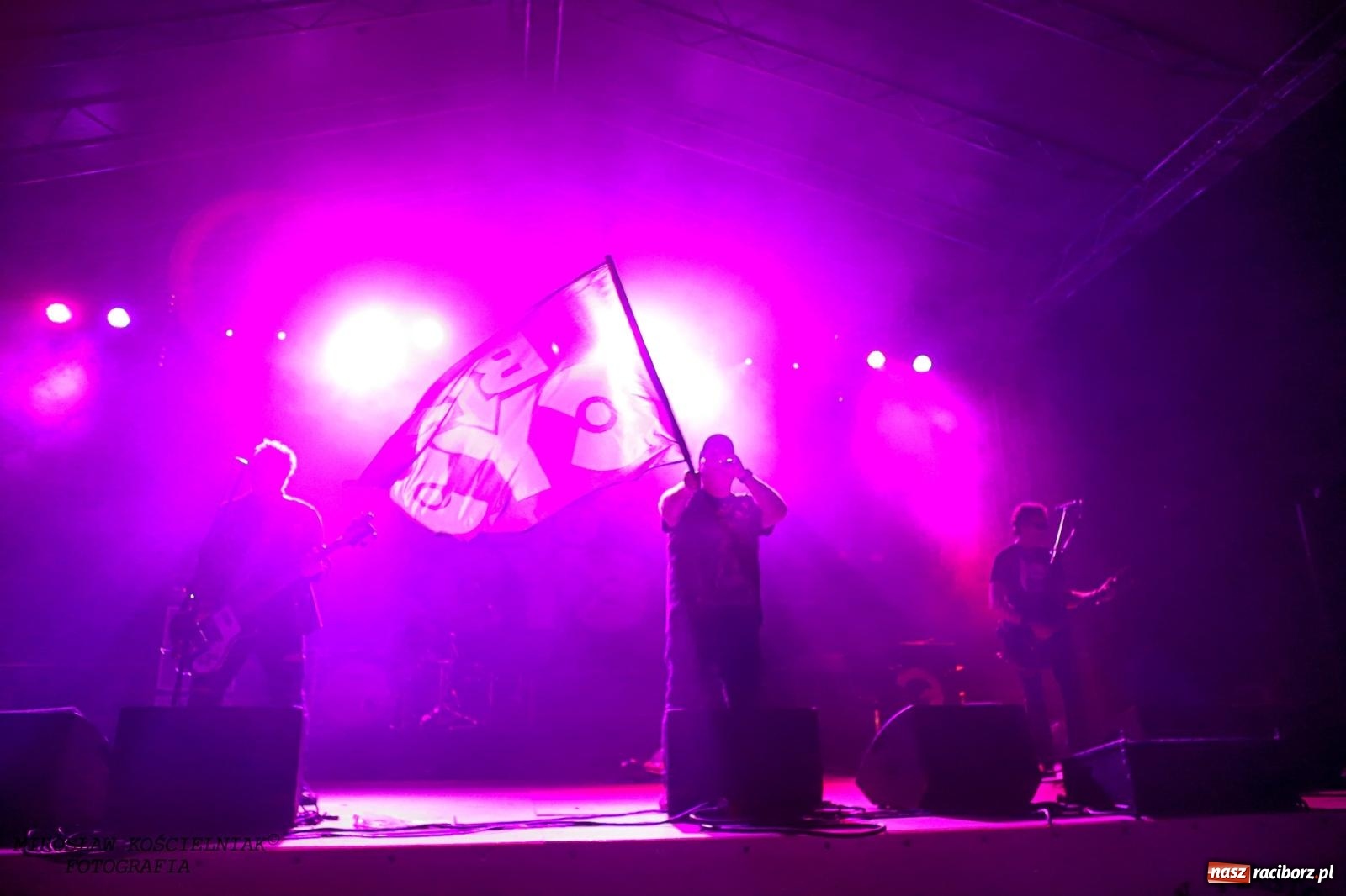 Zdjęcie w galerii na portalu naszraciborz.pl: Big Cyc na raciborskim zamku na bis [FOTO i WIDEO] wiadomości z regionu