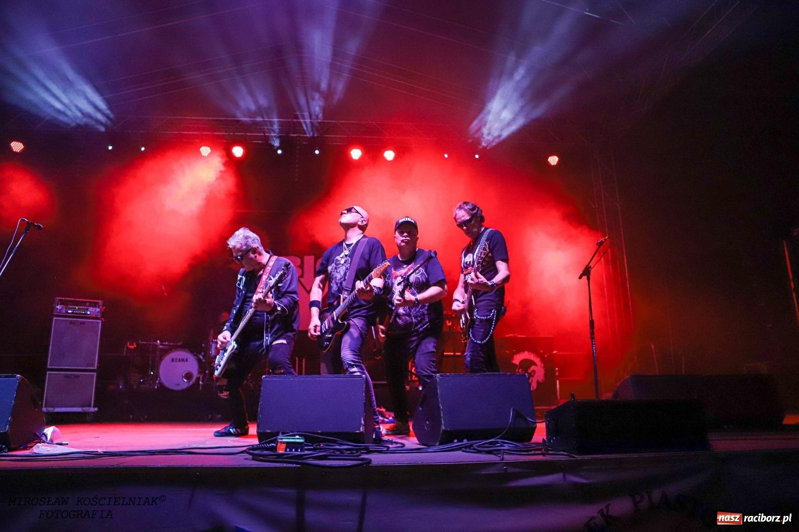 Zdjęcie w galerii na portalu naszraciborz.pl: Big Cyc na raciborskim zamku na bis [FOTO i WIDEO] wiadomości z regionu