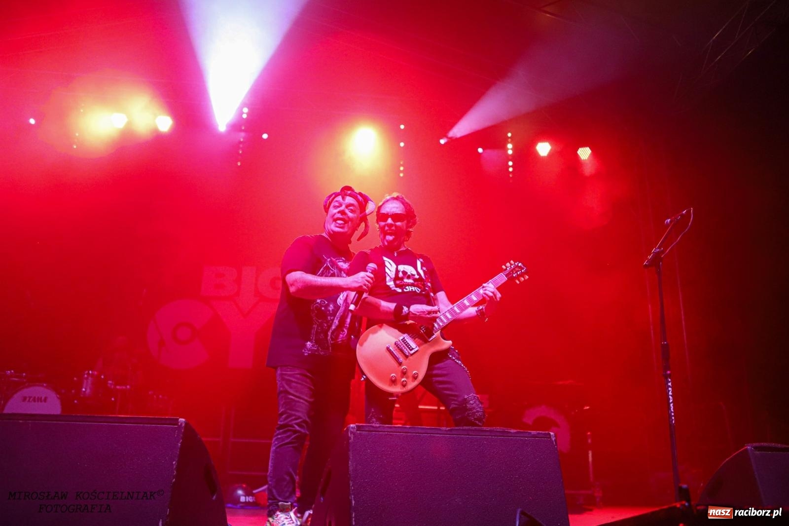 Zdjęcie w galerii na portalu naszraciborz.pl: Big Cyc na raciborskim zamku na bis [FOTO i WIDEO] wiadomości z regionu