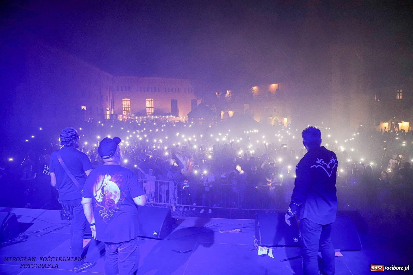 Zdjęcie w galerii na portalu naszraciborz.pl: Big Cyc na raciborskim zamku na bis [FOTO i WIDEO] wiadomości z regionu