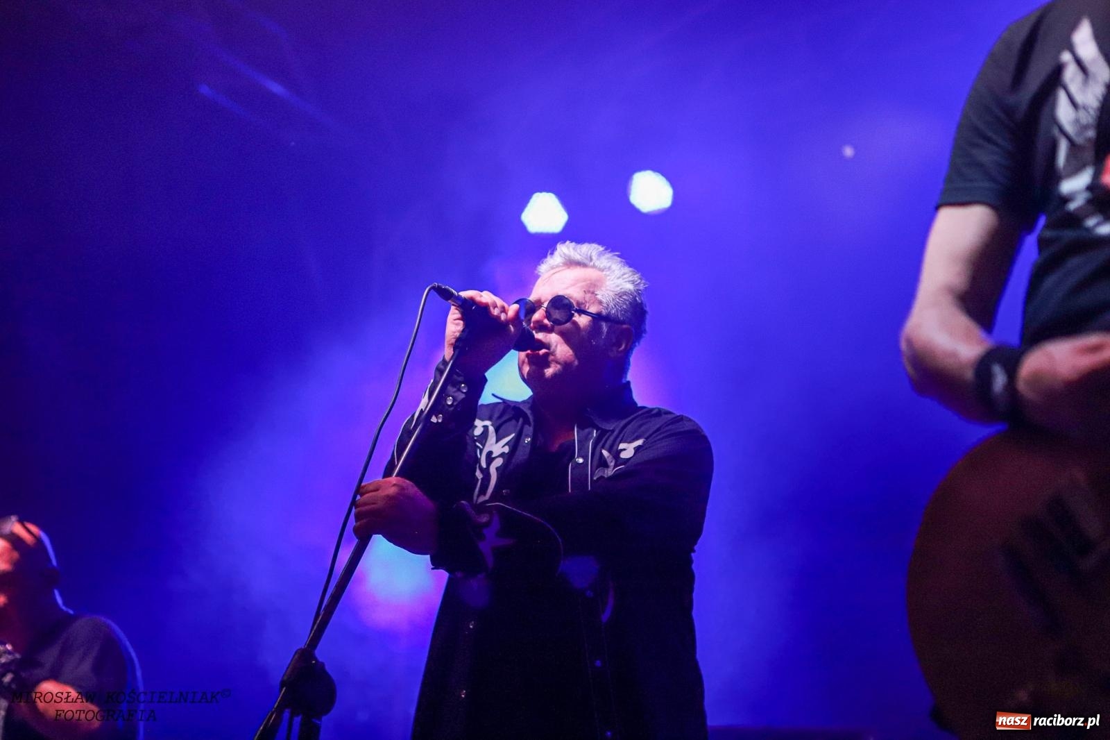 Zdjęcie w galerii na portalu naszraciborz.pl: Big Cyc na raciborskim zamku na bis [FOTO i WIDEO] wiadomości z regionu