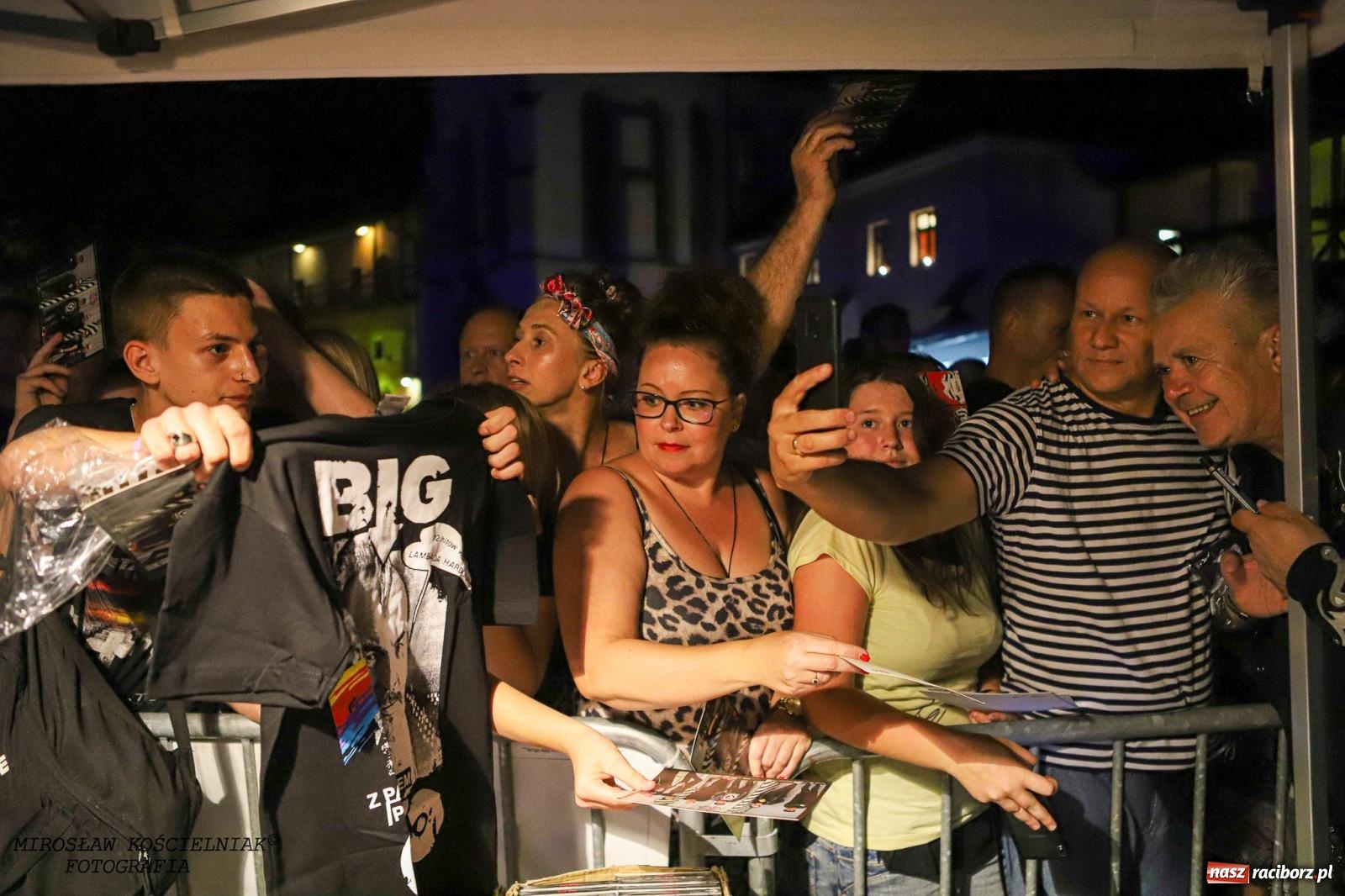 Zdjęcie w galerii na portalu naszraciborz.pl: Big Cyc na raciborskim zamku na bis [FOTO i WIDEO] wiadomości z regionu