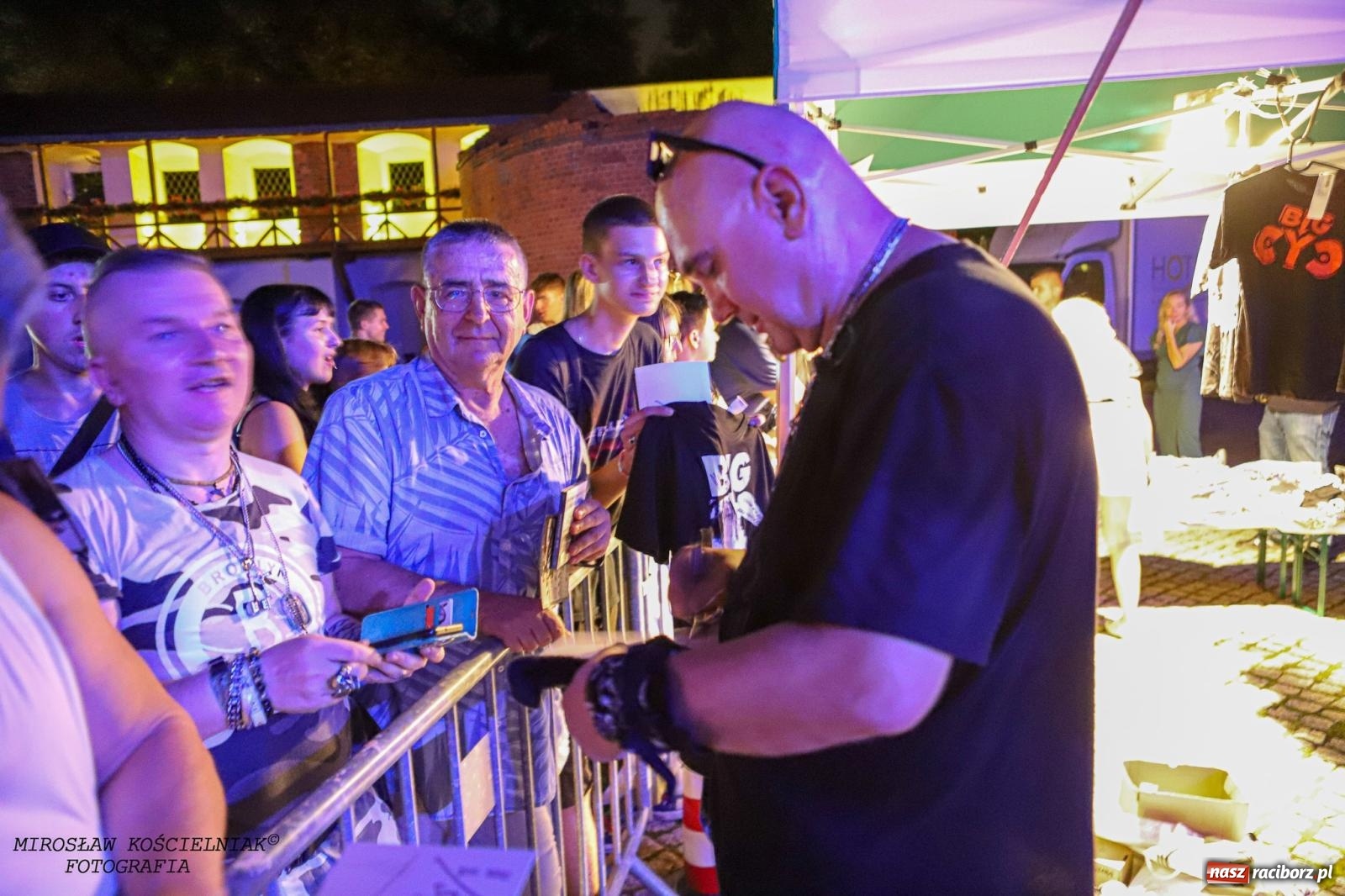 Zdjęcie w galerii na portalu naszraciborz.pl: Big Cyc na raciborskim zamku na bis [FOTO i WIDEO] wiadomości z regionu