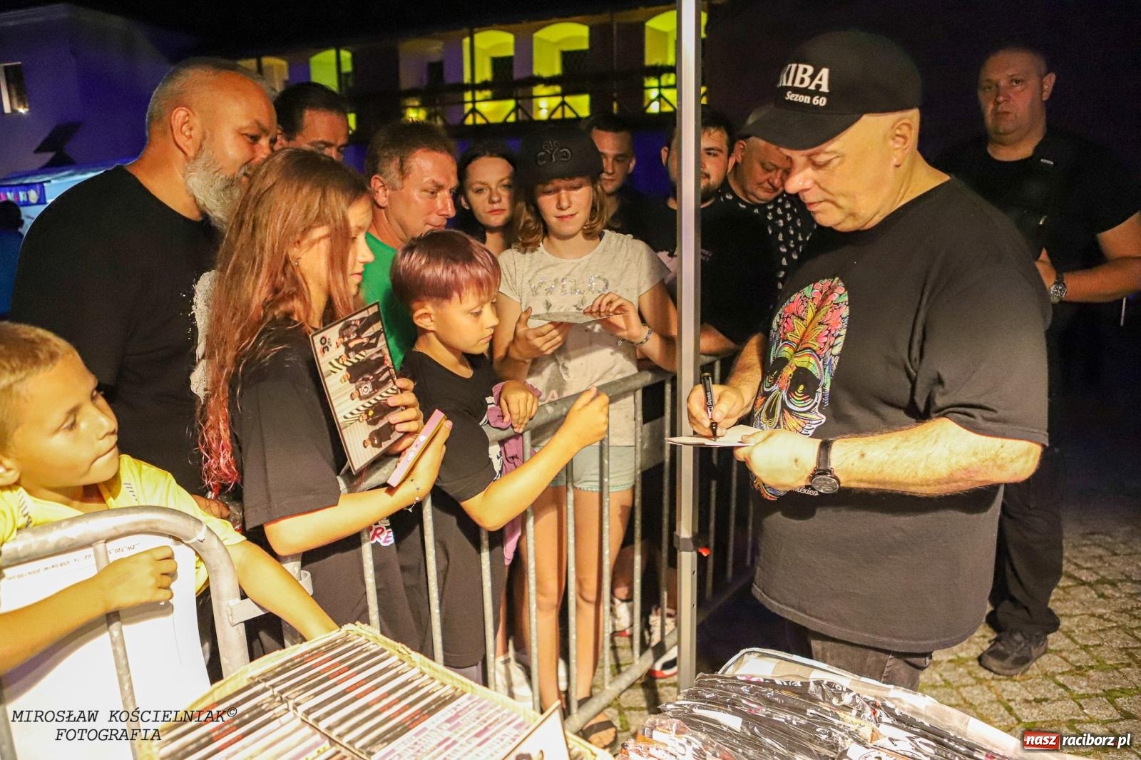 Zdjęcie w galerii na portalu naszraciborz.pl: Big Cyc na raciborskim zamku na bis [FOTO i WIDEO] wiadomości z regionu