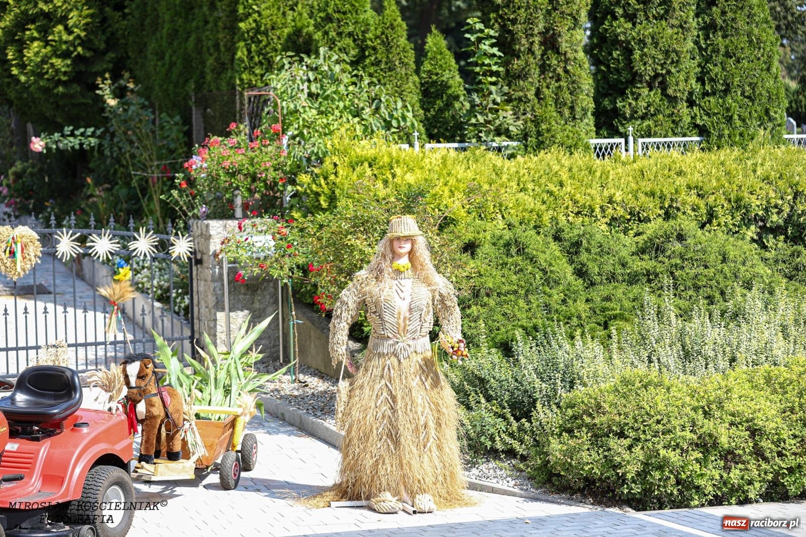 Zdjęcie w galerii na portalu naszraciborz.pl: Piknik rodzinny i dożynki w Cyprzanowie [FOTO i WIDEO] wiadomości z regionu