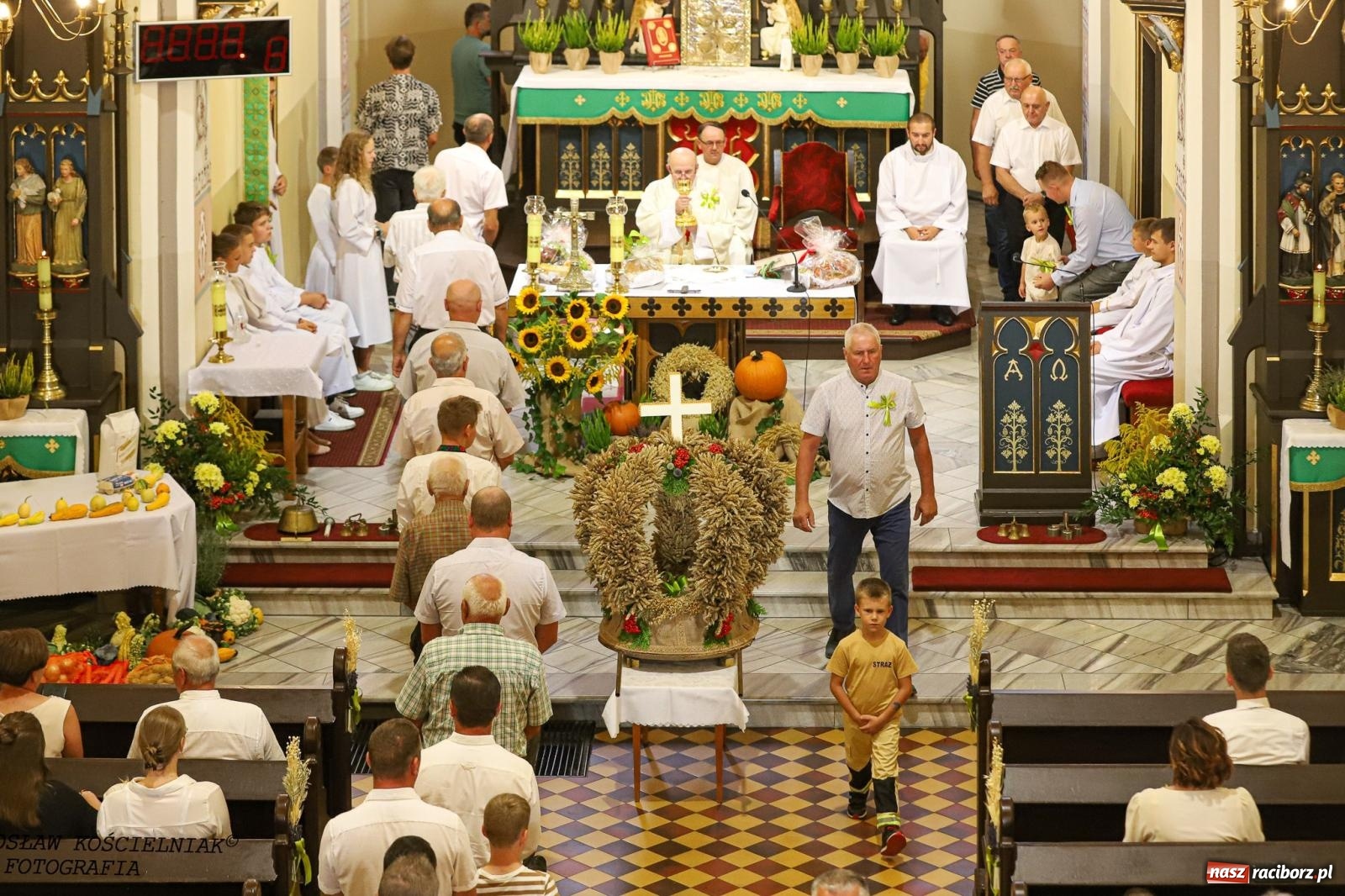 Zdjęcie w galerii na portalu naszraciborz.pl: Piknik rodzinny i dożynki w Cyprzanowie [FOTO i WIDEO] wiadomości z regionu