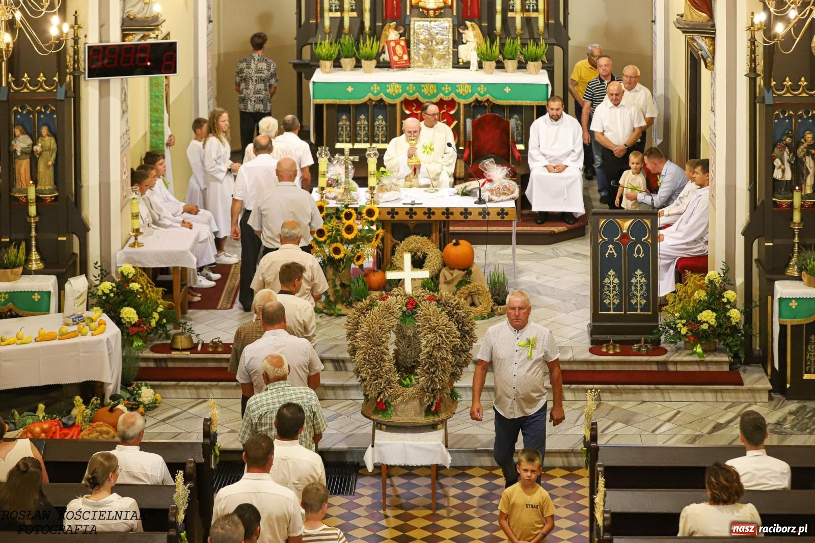 Zdjęcie w galerii na portalu naszraciborz.pl: Piknik rodzinny i dożynki w Cyprzanowie [FOTO i WIDEO] wiadomości z regionu